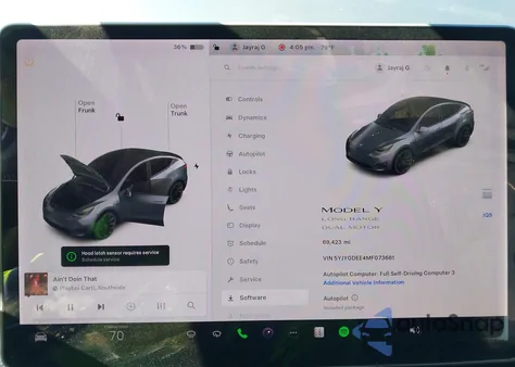 2021 Tesla Model Y Long Range Dual Motor All-Wheel Drive z USA, uszkodzony, nr VIN 5YJYGDEE4MF073681